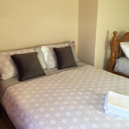Private Double Rooms & Twin Rooms Rahoon Galway Esterno foto